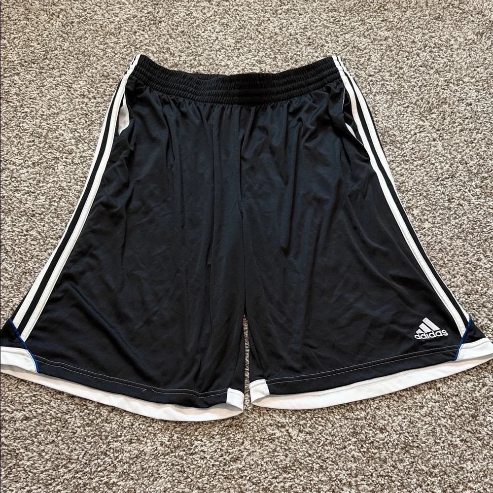 🌿 Adidas Men's Black and White Athletic Shorts